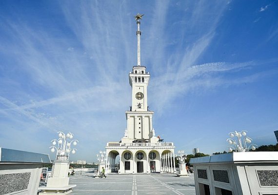Речные прогулки в Москве